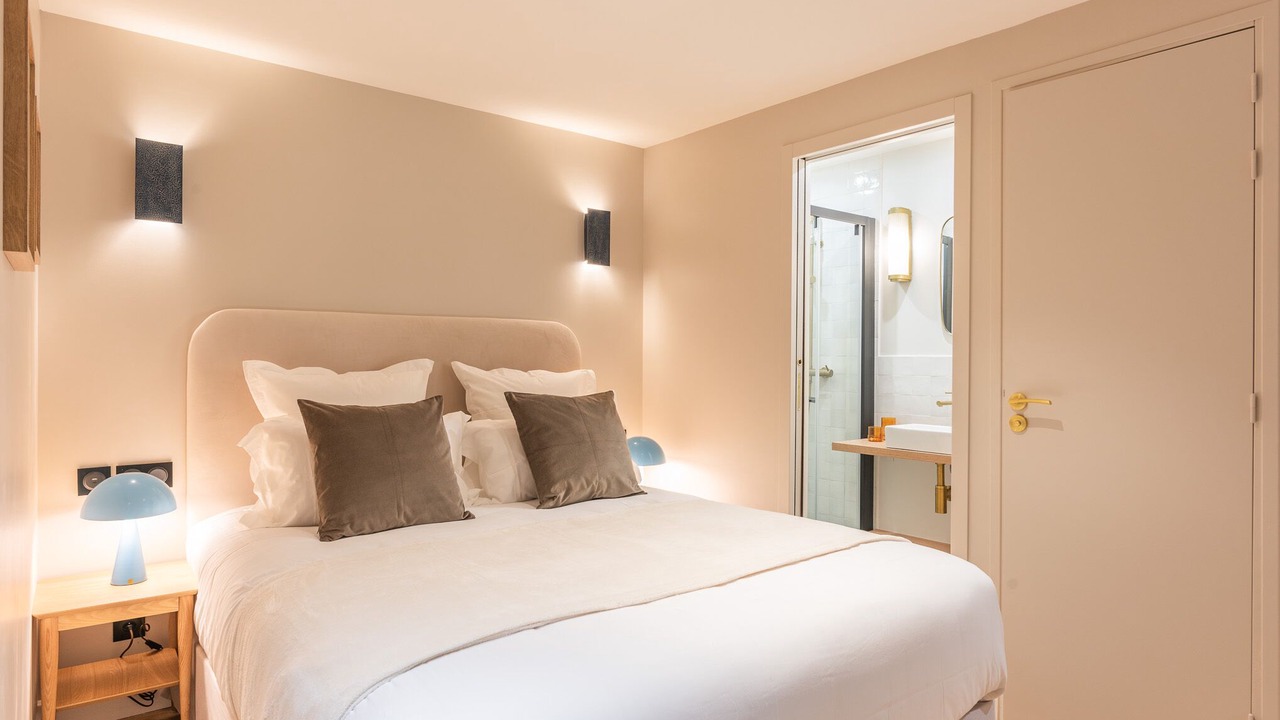 Photo of Bedroom in Grenelle