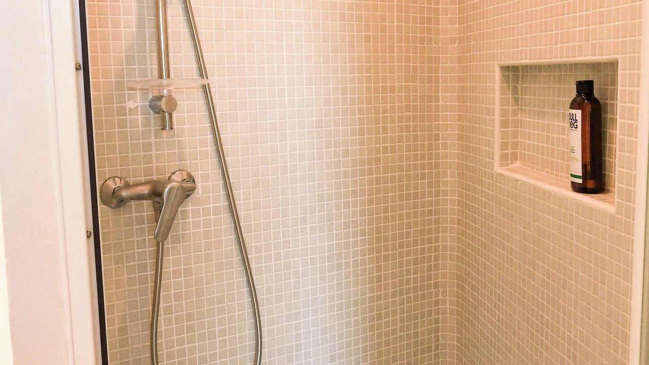 Photo of Bathroom in Rochefort-du-Gard