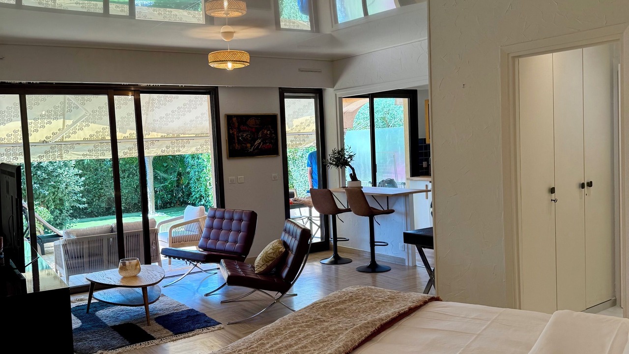 Photo of Bedroom in Villeneuve Loubet Beach
