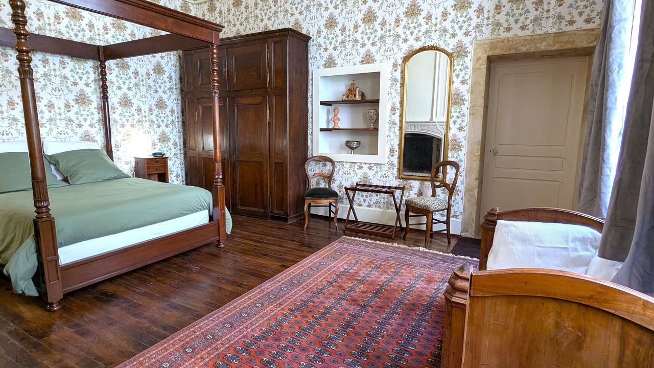 Photo of Bedroom in Euvezin