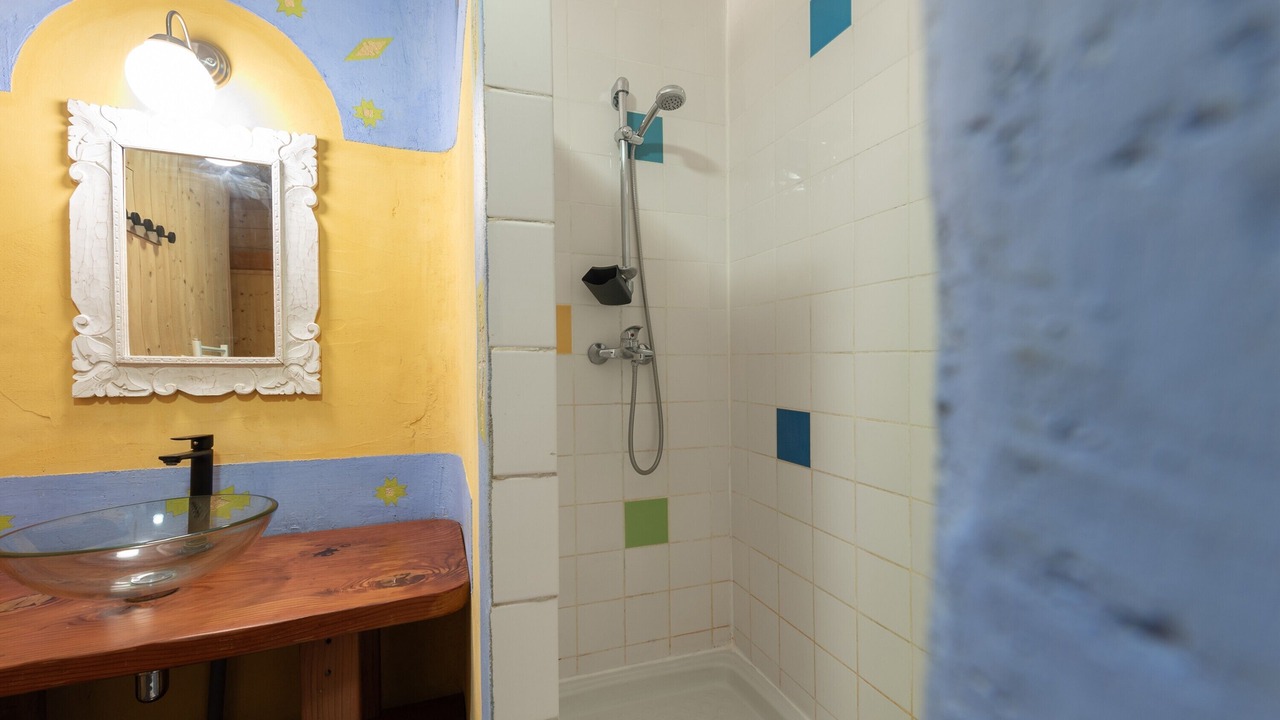 Photo of Bathroom in Herrere