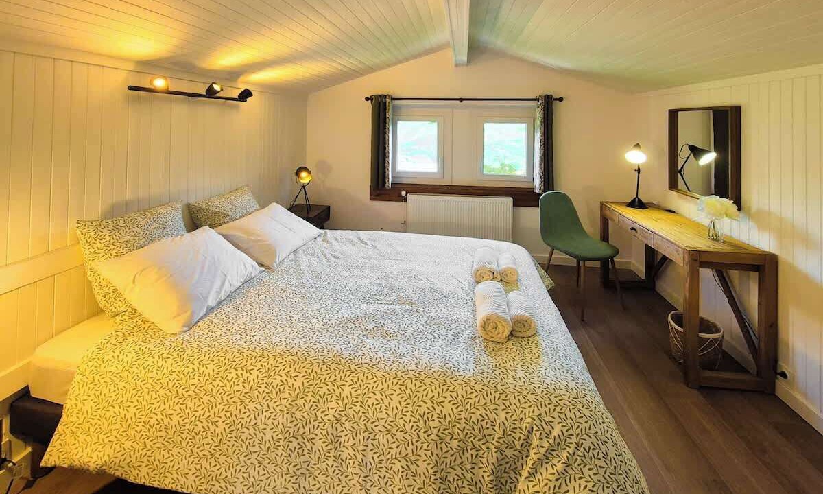 Photo of Bedroom in Embrun