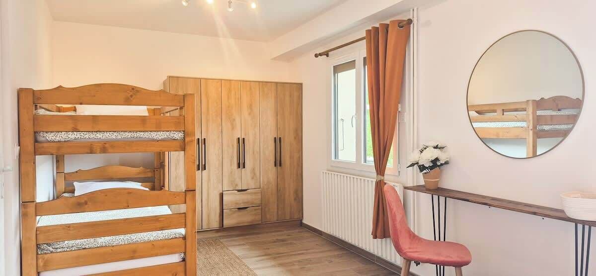 Photo of Bedroom in Embrun