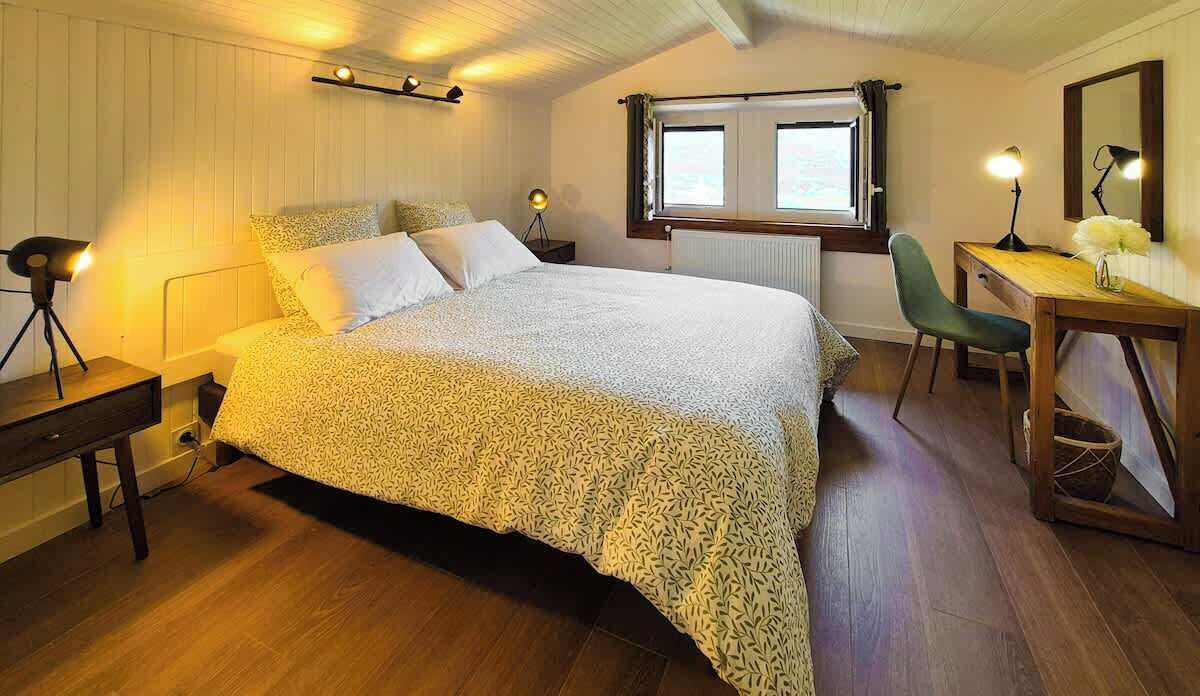 Photo of Bedroom in Embrun