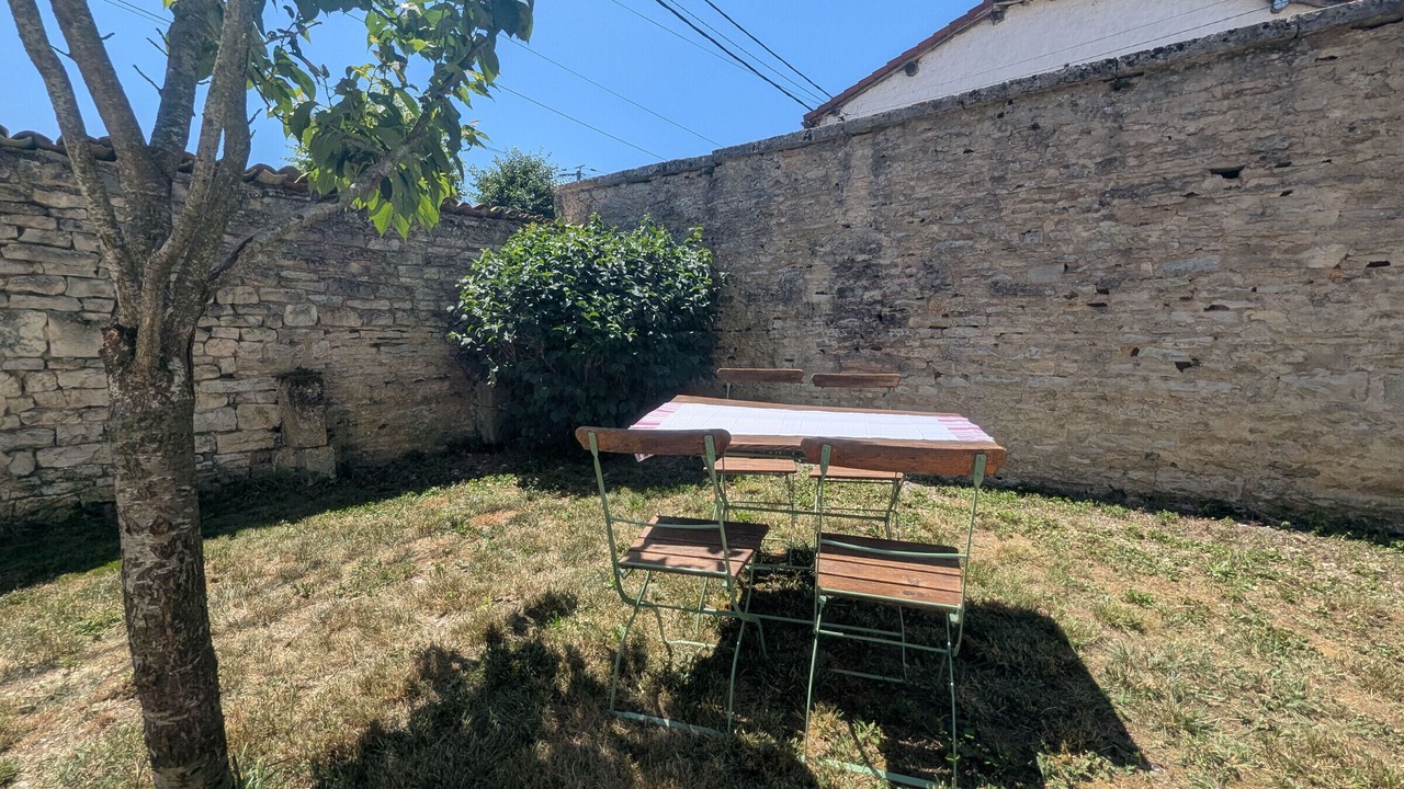 Photo of Outdoor in Gudmont