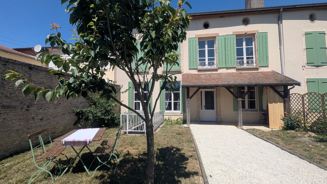 Photo of Outdoor in Gudmont