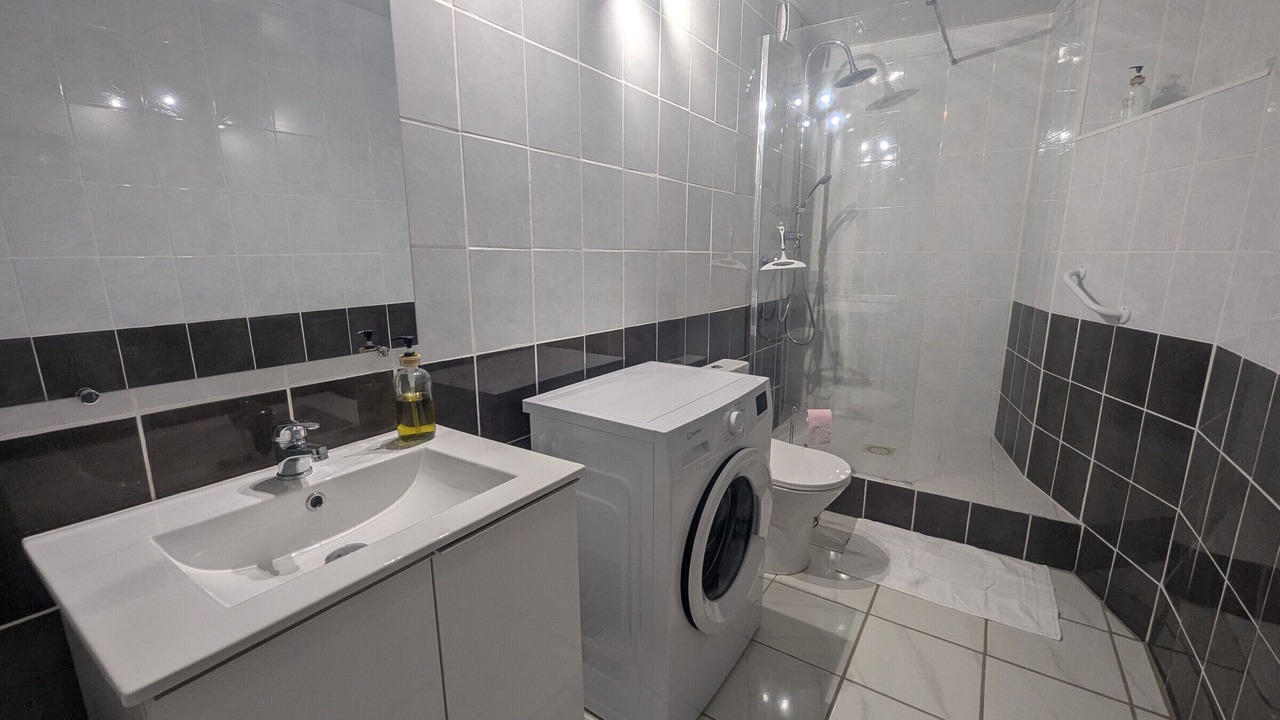 Photo of Bathroom in Gudmont