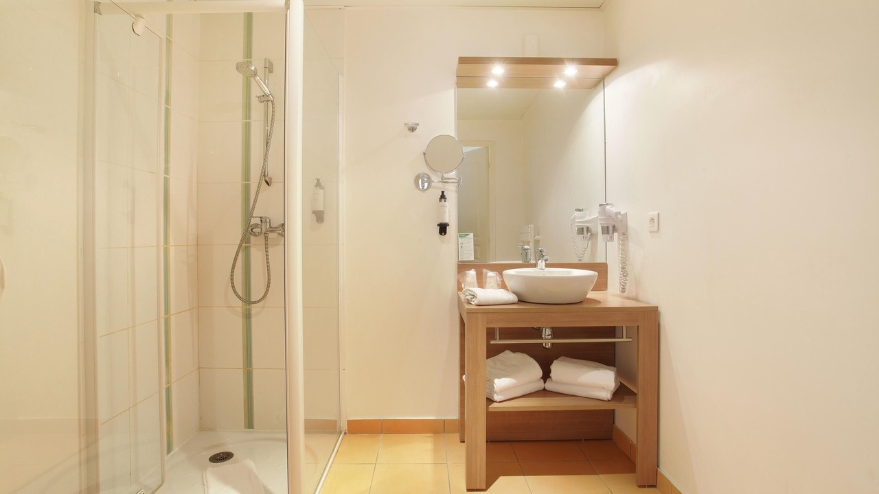 Photo of Bathroom in Beausoleil