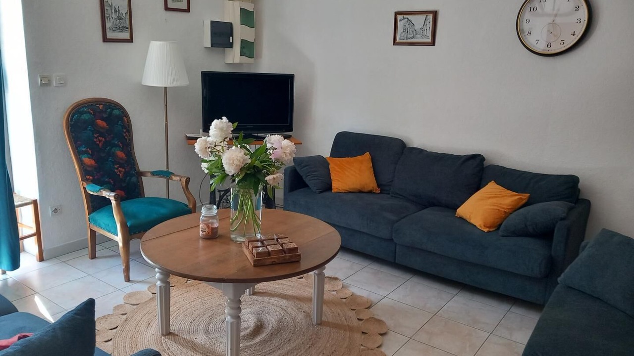 Photo of Livingroom in Vouzy
