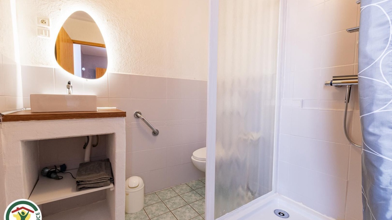 Photo of Bathroom in Vouzy