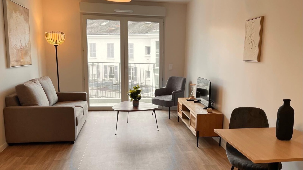 Photo of Bedroom in Chalons-en-Champagne