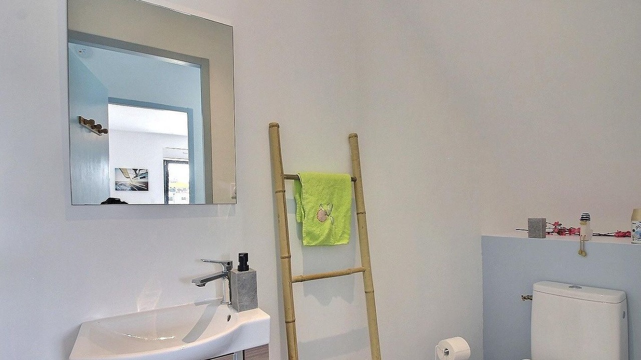 Photo of Bathroom in Langueux