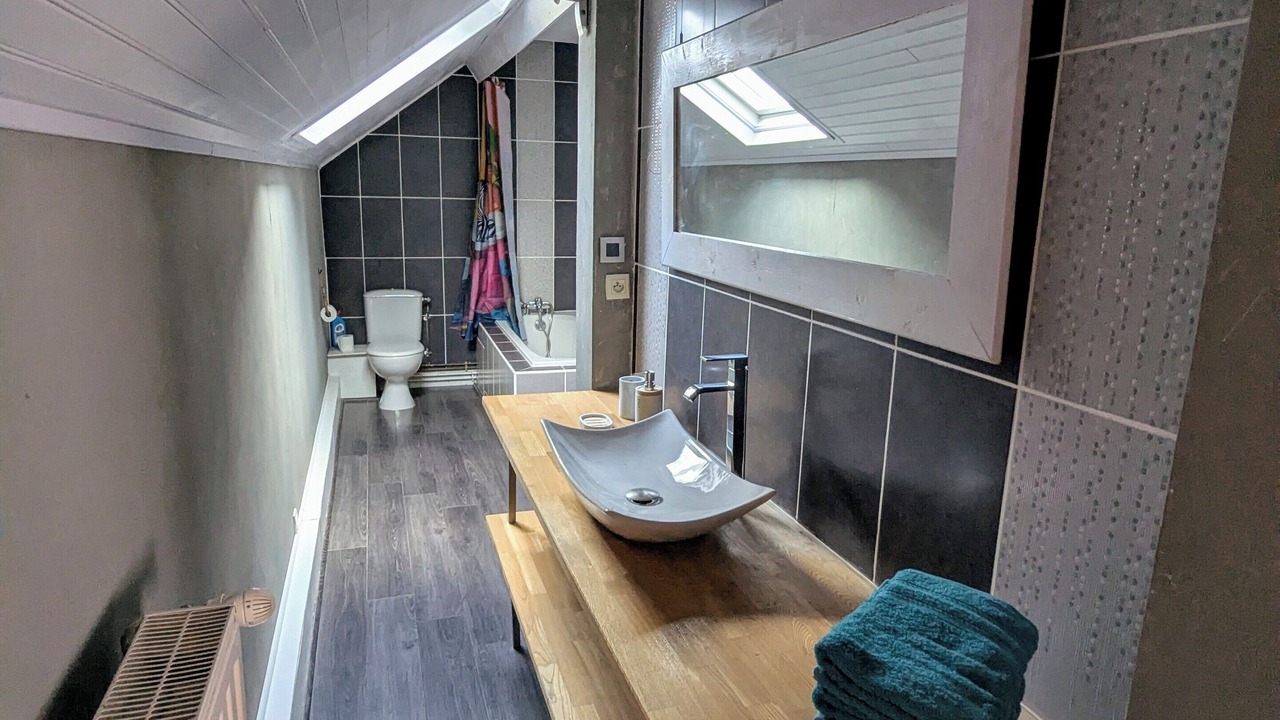 Photo of Bathroom in Machault