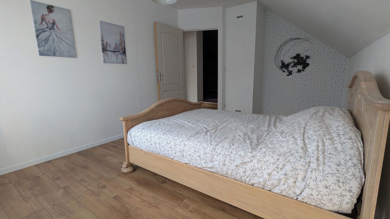 Photo of Bedroom in Machault