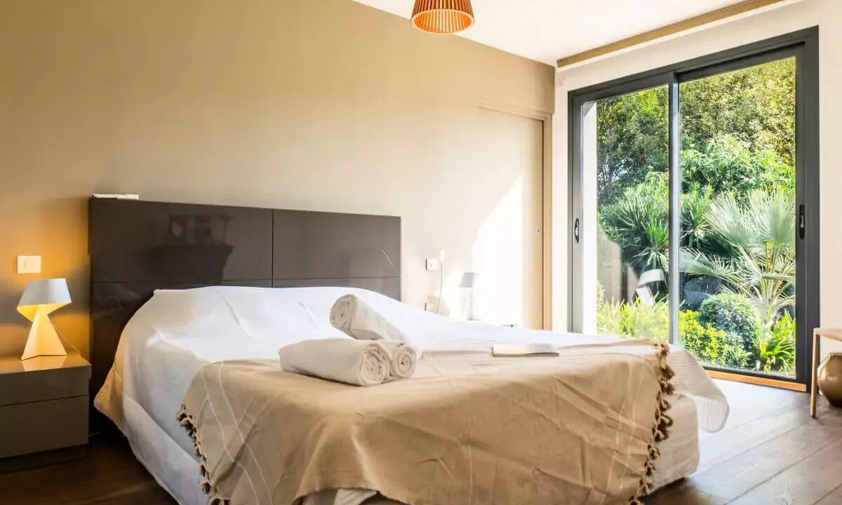 Photo of Bedroom in Biot