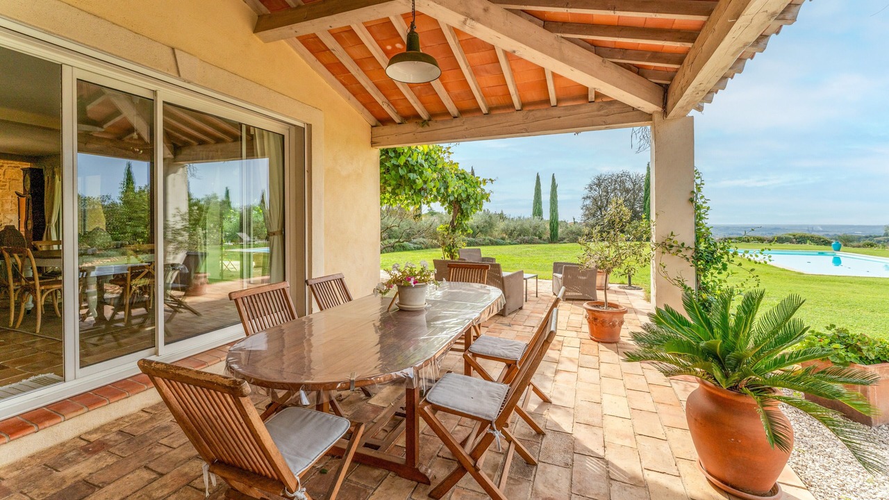 Photo of Outdoor in Estezargues