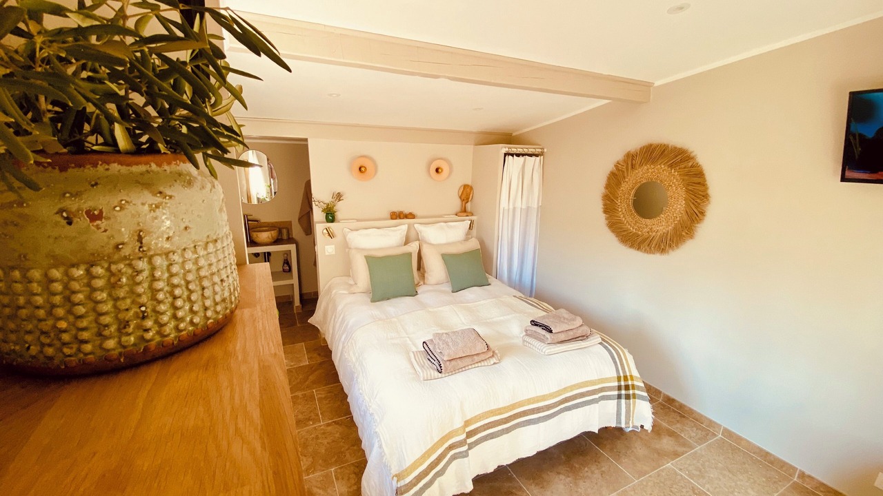 Photo of Bedroom in Le Beausset