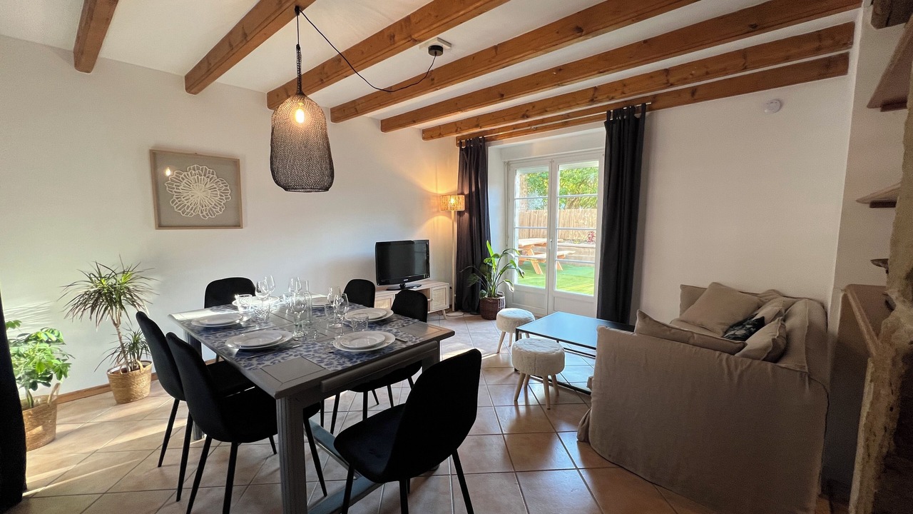 Photo of Livingroom in Oelleville