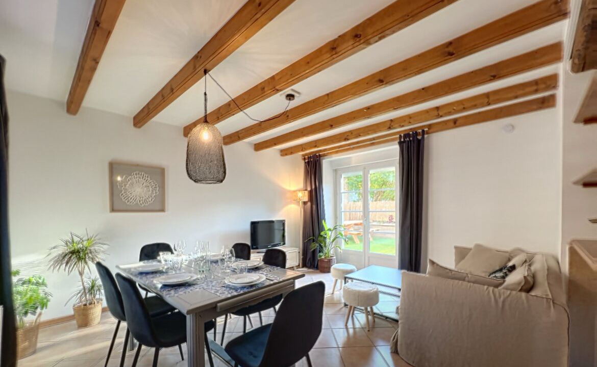 Photo of Livingroom in Oelleville