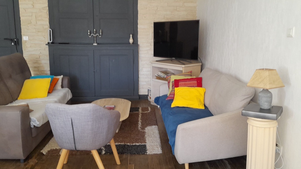 Photo of Livingroom in Robecourt