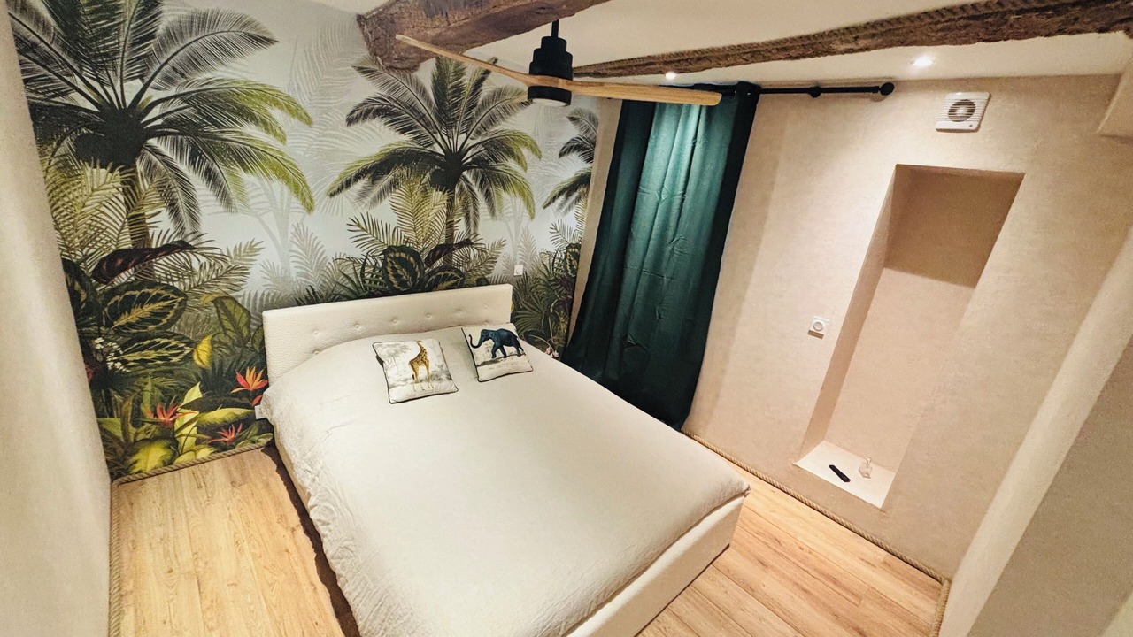 Photo of Bedroom in Le Beausset