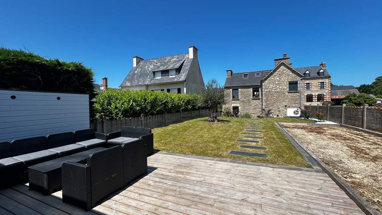 Photo of Patio Balcony in Saint-Potan
