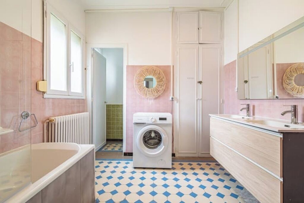 Photo of Bathroom in Reims