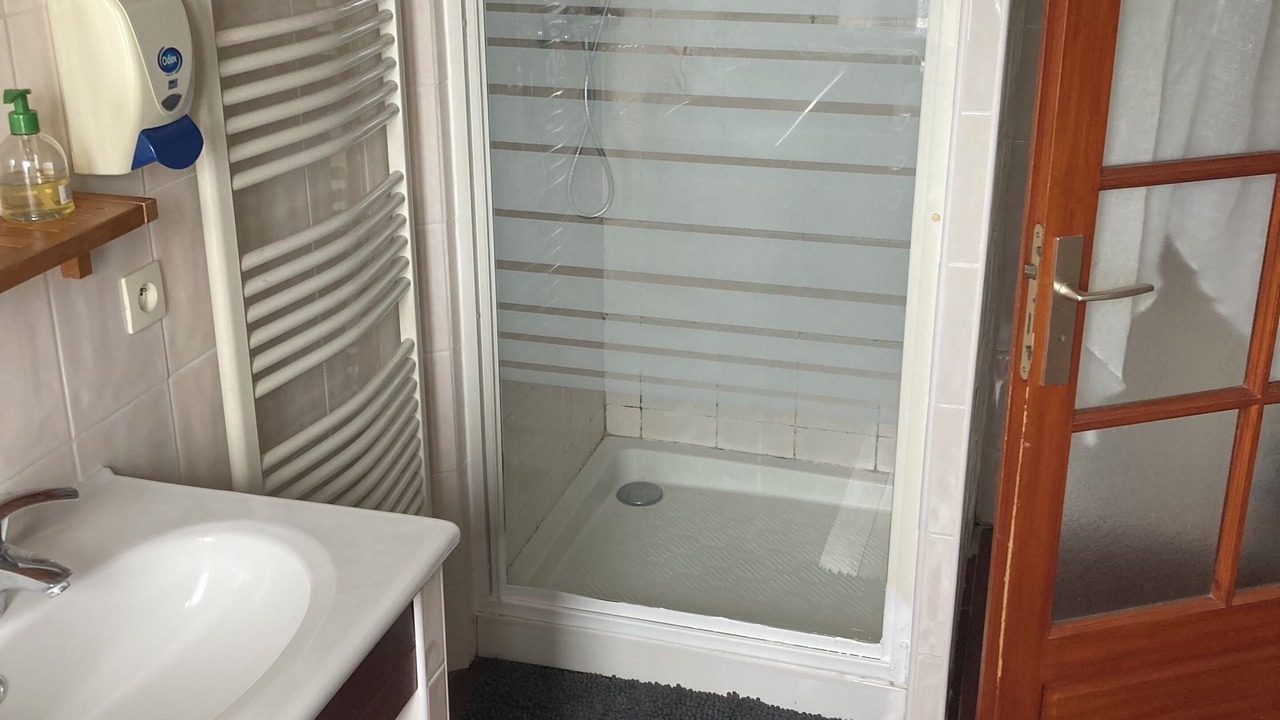 Photo of Bathroom in Courgivaux