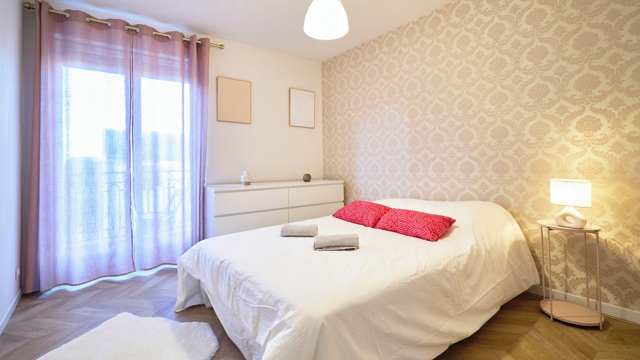 Photo of Bedroom in Reims