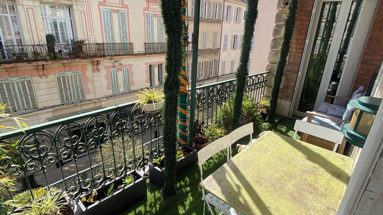 Photo of Outdoor in Hyeres City Centre