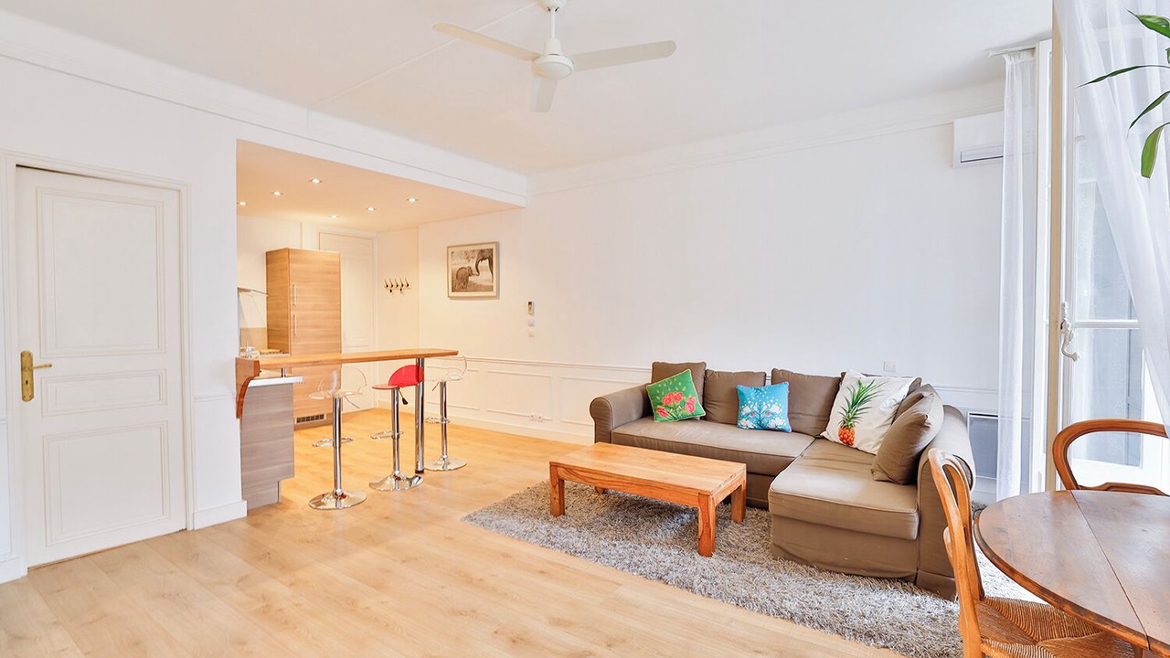 Photo of Livingroom in Hyeres City Centre