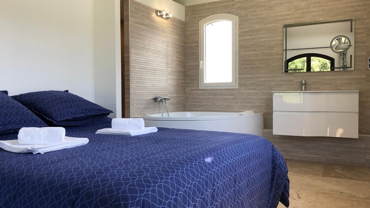 Photo of Bedroom in Besse-sur-Issole