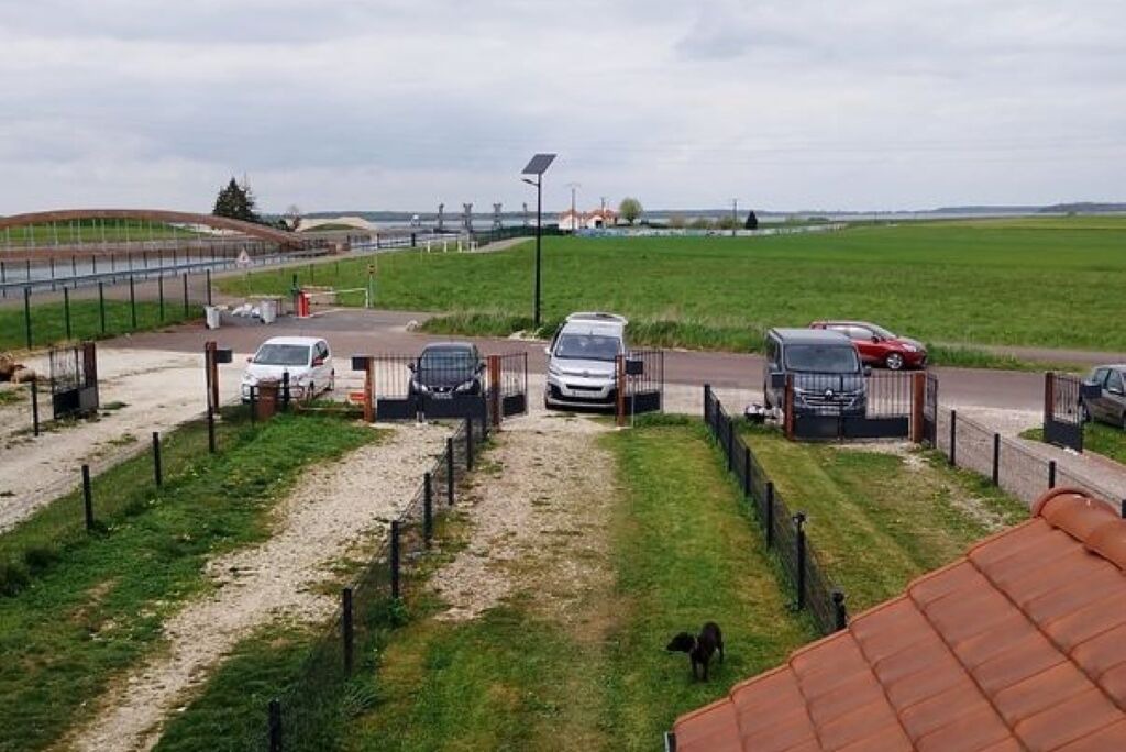 Photo of Outdoor in Mesnil-Saint-Pere