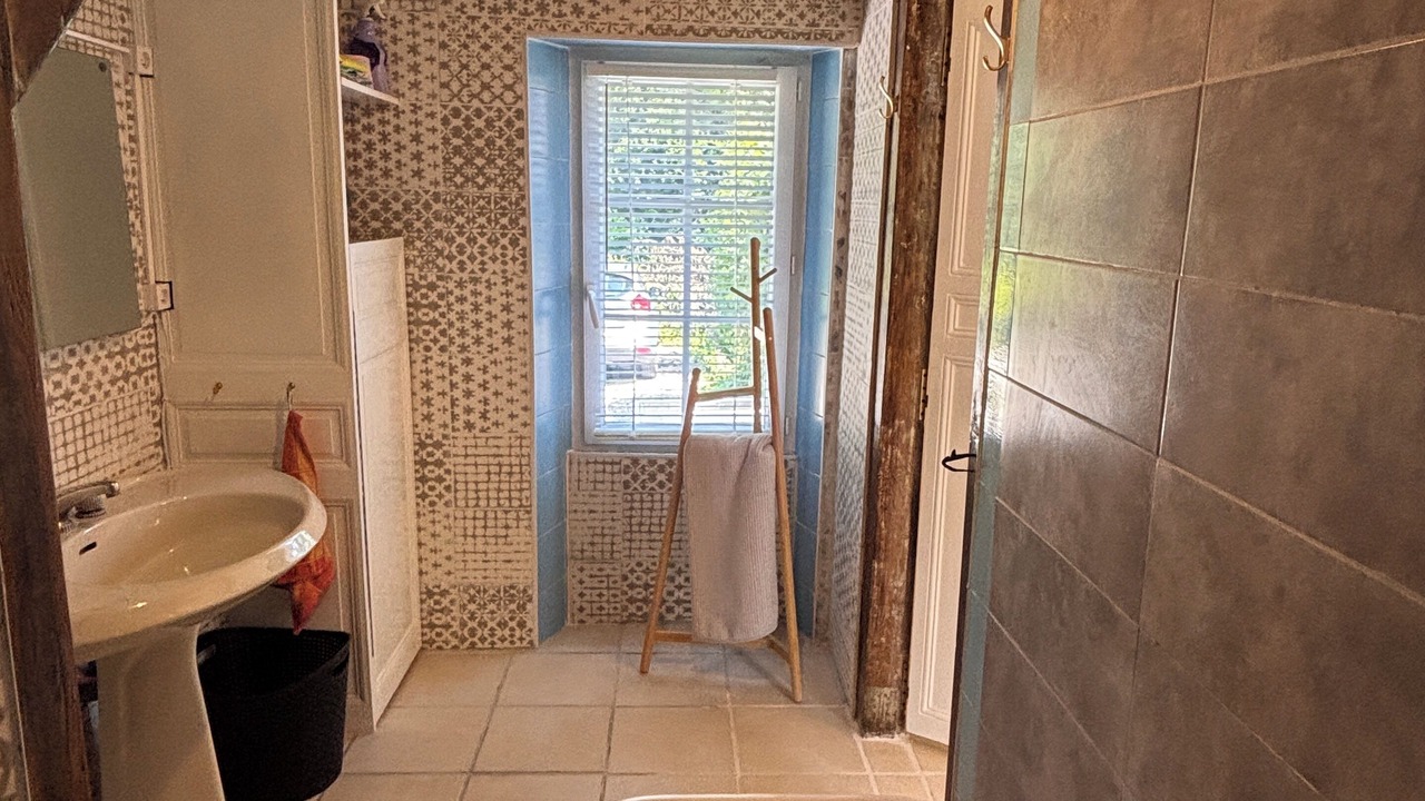 Photo of Bathroom in Villeblevin