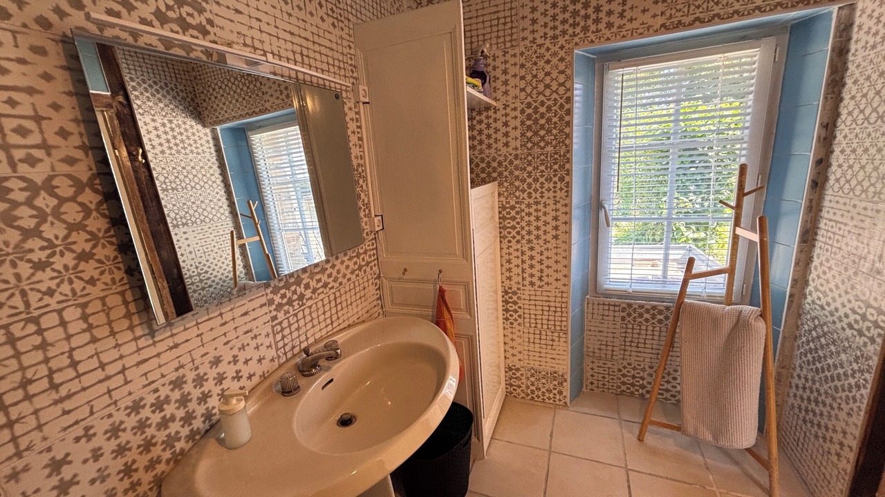 Photo of Bathroom in Villeblevin