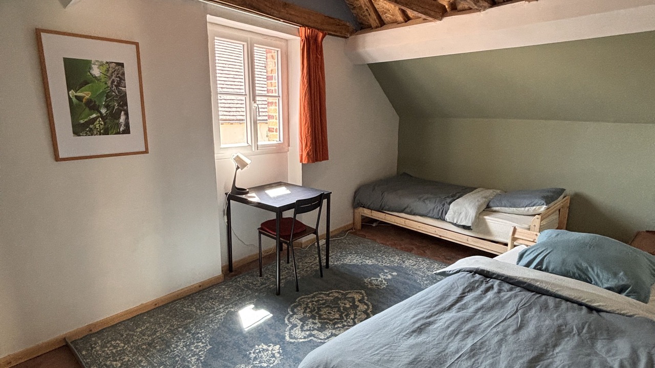 Photo of Bedroom in Villeblevin