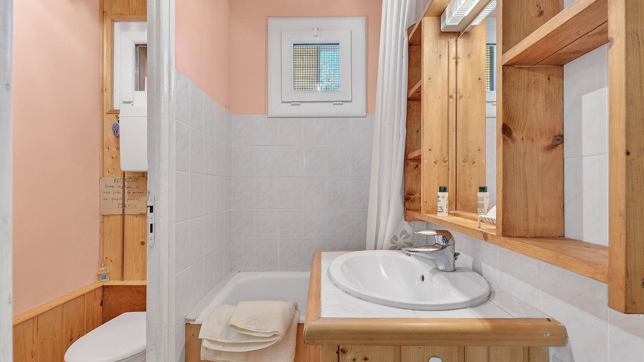 Photo of Bathroom in Thorame-Basse