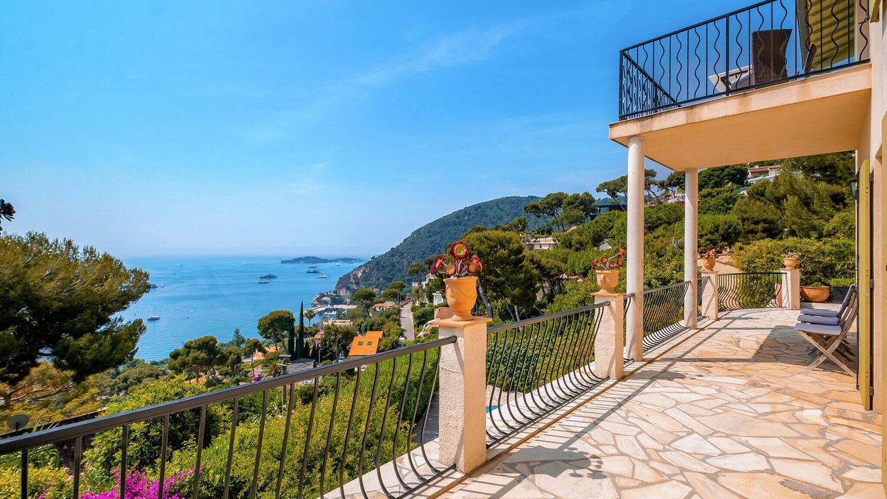 Photo of Others in Eze
