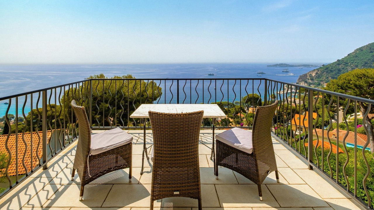 Photo of Others in Eze