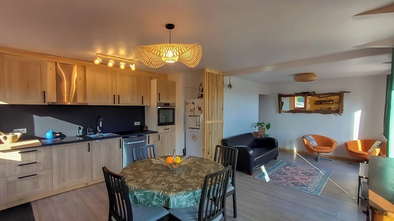 Photo of Livingroom in Eoulx