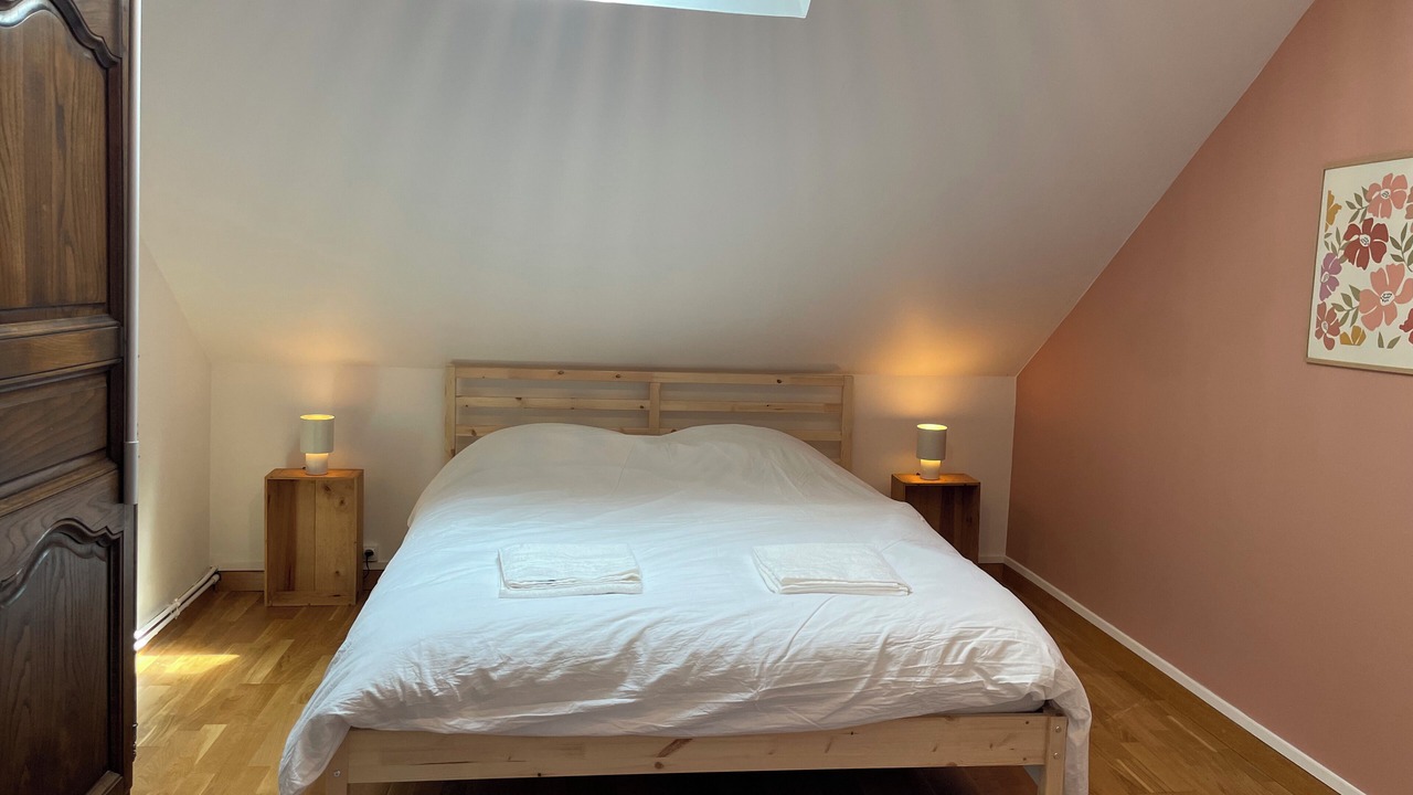 Photo of Bedroom in Sault-Saint-Remy