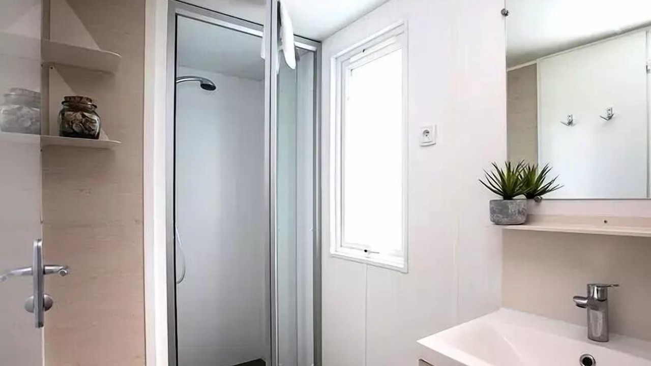 Photo of Bathroom in Rouffignac-Saint-Cernin-de-Reilhac