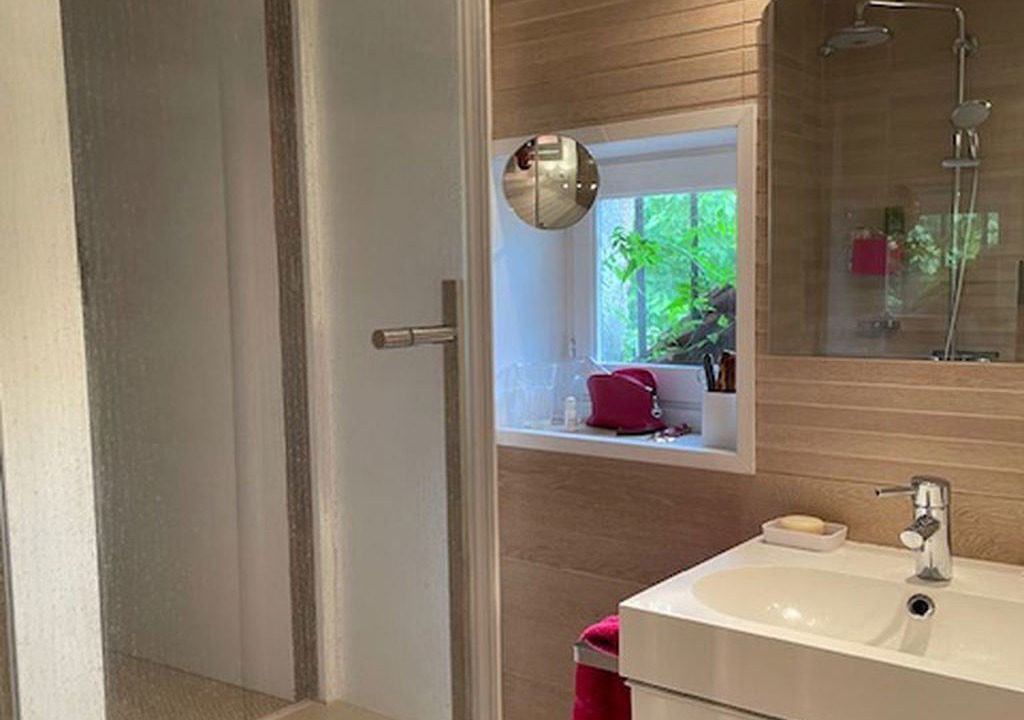 Photo of Bathroom in Plaisance