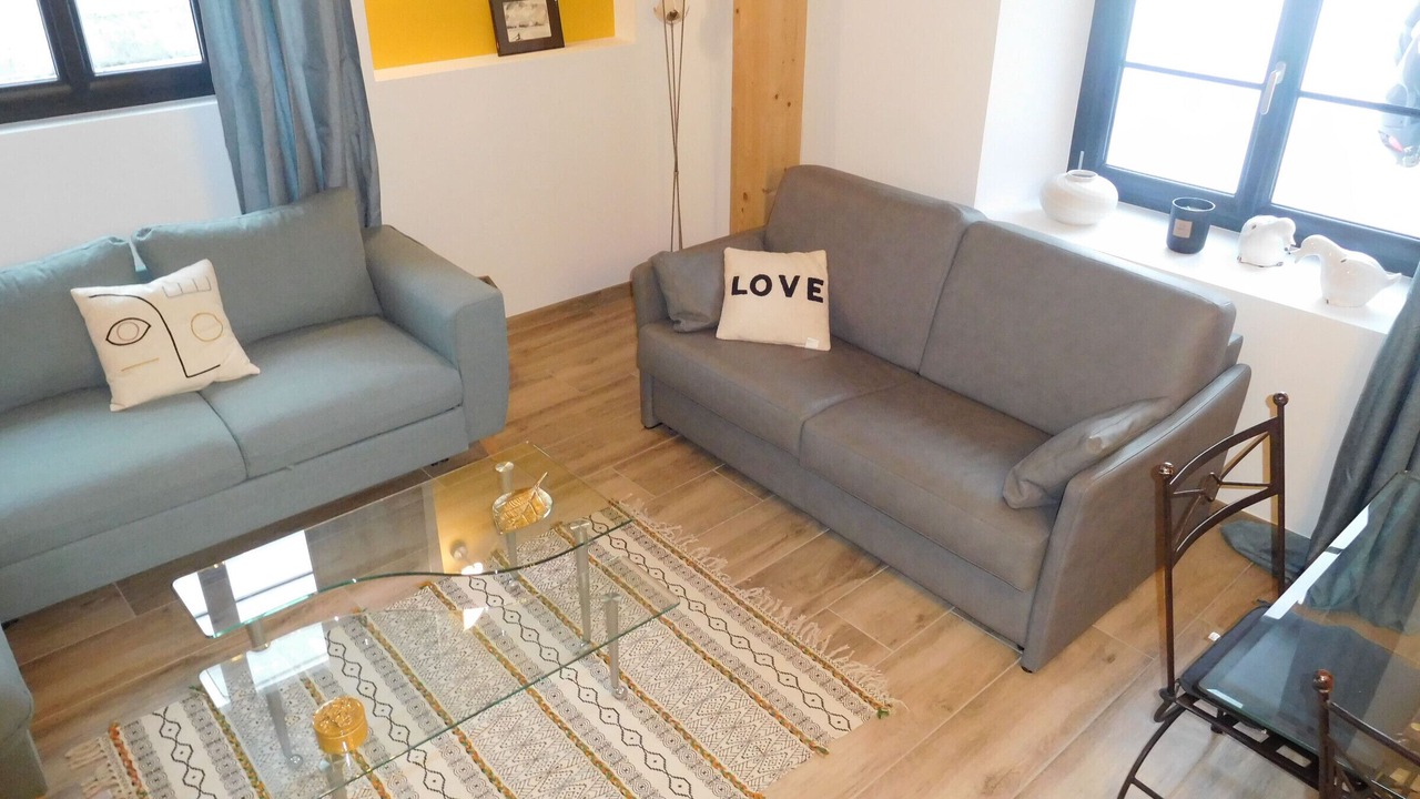 Photo of Livingroom in Colombey-les-deux-Eglises