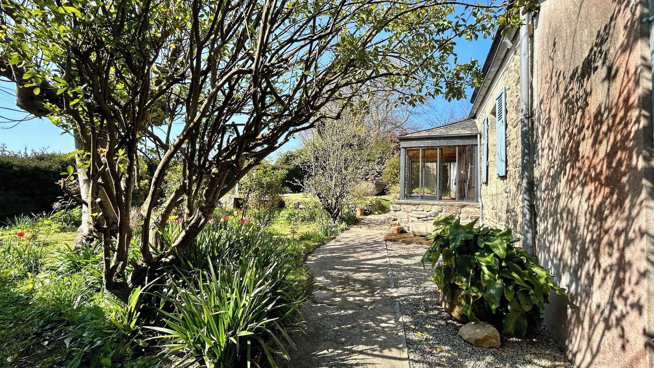 Photo of Outdoor in Tredrez-Locquemeau