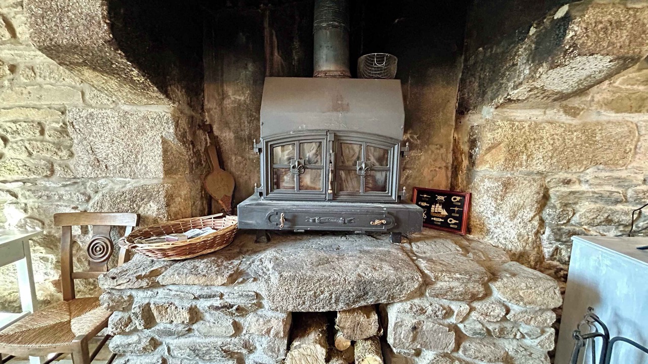 Photo of Livingroom in Tredrez-Locquemeau