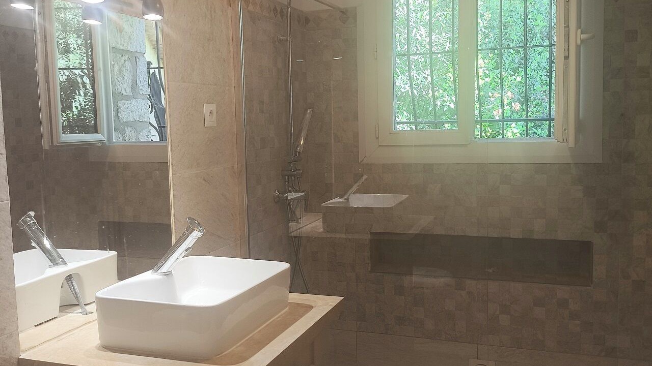 Photo of Bathroom in Le Plan-de-Grasse