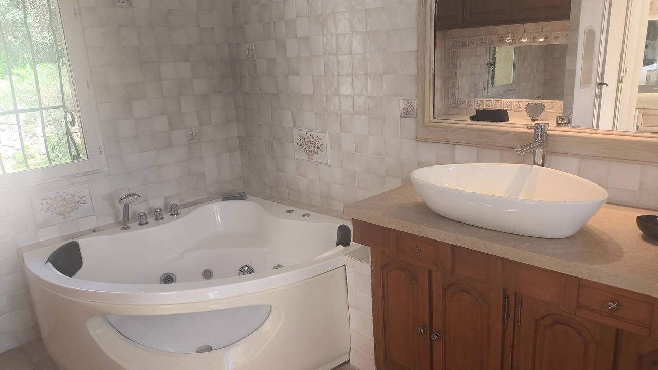Photo of Bathroom in Le Plan-de-Grasse