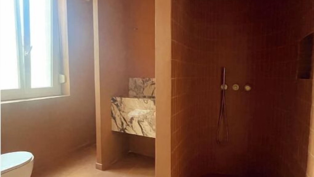 Photo of Bathroom in Reims City Centre