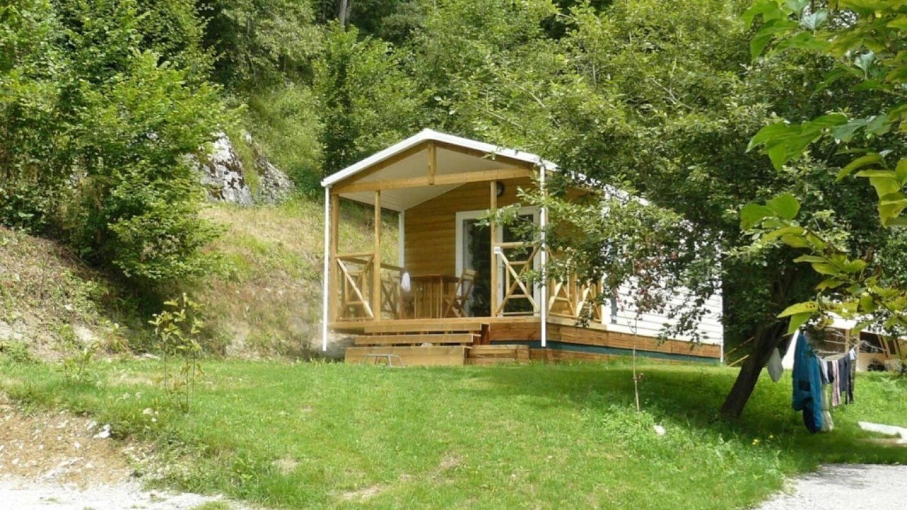 Photo of Outdoor in Louvie Juzon